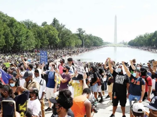 Miles lanzan grito contra el racismo