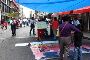 Instala 28 de Octubre plantón; demanda liberación de Simitrio