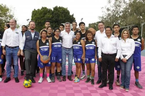 Tony Gali y Luis Banck inauguran canchas multiusos de la Universidad Tecnológica de Puebla