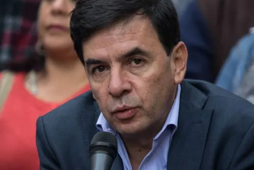 Gobierno federal trabaja para normalizar distribución de combustibles