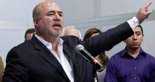 Manuel CLouthier Carrillo anuncia su retiro de la vida política