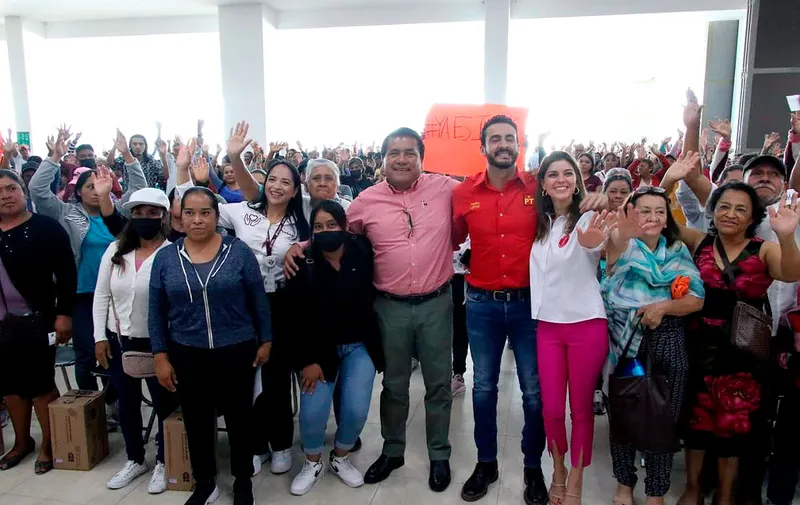 bienestar-entrega-producto-lacteo