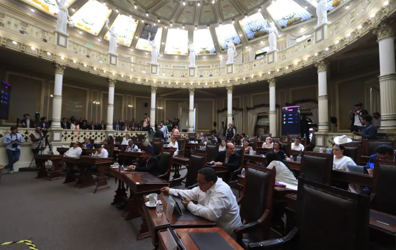 LXI Legislatura elige y nombra a 10 magistrados; rindieron protesta en Sesión Extraordinaria