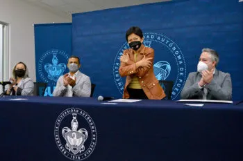 Nuestro compromiso es brindar a nuestros estudiantes la oportunidad de terminar su carrera: Lilia Cedillo
