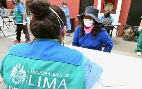 Gobierno peruano regalará mascarillas para uso obligatorio