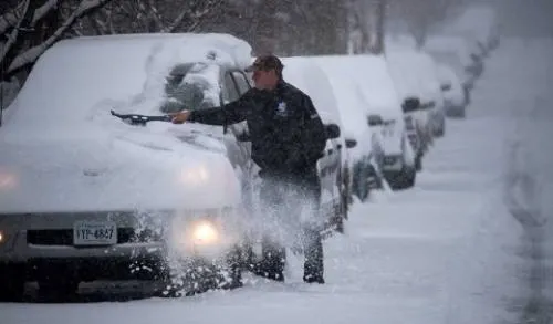 Tormenta invernal deja al menos un muerto y caos en EU