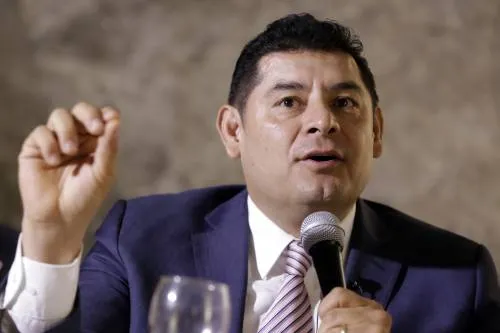 Armenta Mier desestima advertencia de dirigencia estatal y Coordinación de diputados federales