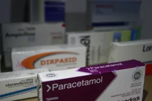 Baja 61% el precio de los medicamentos: Eduardo Sánchez