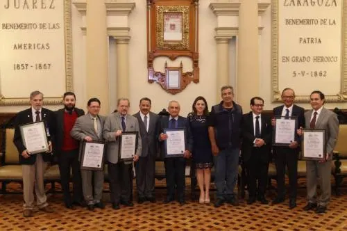 Ayuntamiento otorgó el reconocimiento de “Visitante Distinguido” a médicos investigadores