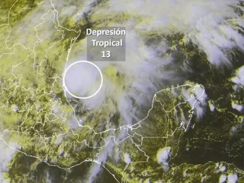 Alerta amarilla en Puebla por paso de la depresión tropical 13