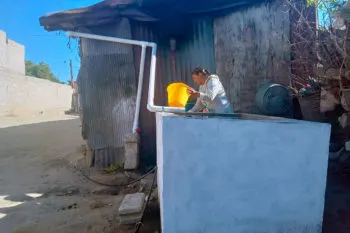 Granjas Carroll promueve el desarrollo sostenible a través de la captación de agua de lluvia en comunidades