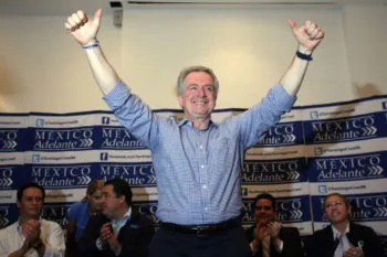 Creel contra Mier y el pleito de los minios
