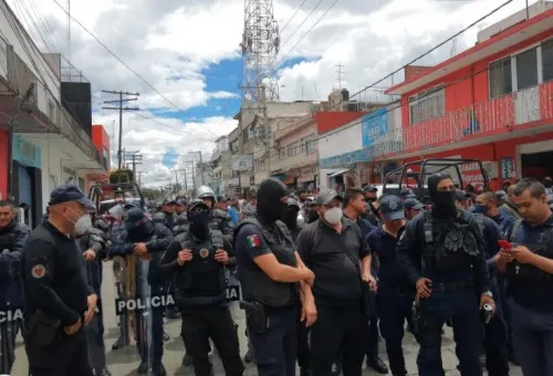 Policías de Texmelucan se intoxican por consumir comida en mal estado enviada por comuna