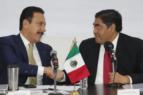 Puebla e Hidalgo combatirán el huachicol, los talamontes y crearán zona metropolitana