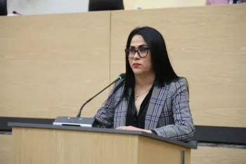 Propone la diputada Fedrha Suriano crear el Registro Estatal de Obligaciones Alimentarias