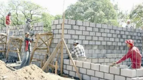 En Puebla solamente 2 de cada 10 trabajadores de la construcción están registrados en el IMSS