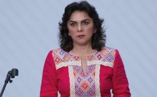Renuncia Ivonne Ortega al PRI