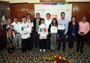 Entrega San Pedro Premio Municipal de la Juventud 2014