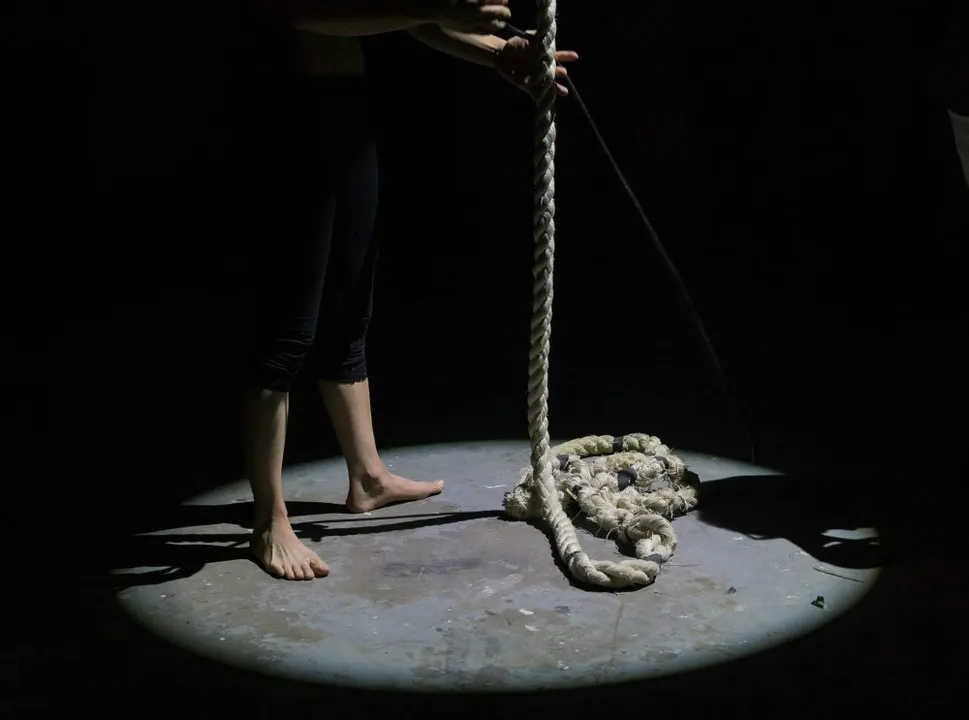 Mujer Suicidio