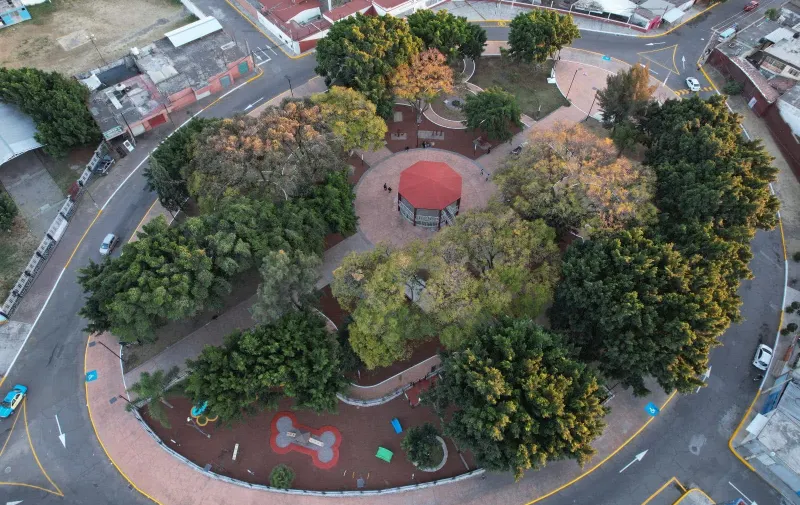 Ariadna Ayala inaugura el primer parque para mascotas en Atlixco 