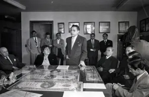 Conoce a Alfonso Quiroz Cuarón, el “Sherlock Holmes” mexicano