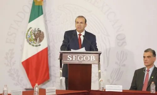 César Duarte, podría enfrentar proceso penal en libertad: Alfonso Navarrete