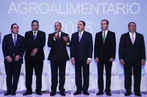 Inauguran RMV y José Calzada Foro Global Agroalimentario Puebla