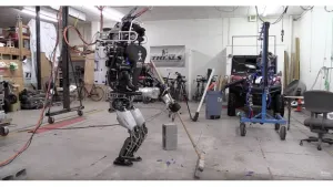 El robot Atlas pronto podría librarte de las labores del hogar