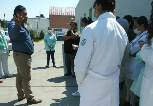 Personal de la UMF de San Bartolo, en paro; exige insumos ante casos de coronavirus