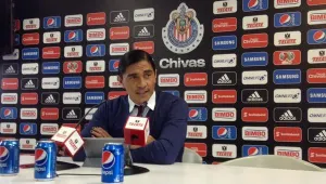 Palencia deja Chivas en medio de una fuerte crisis