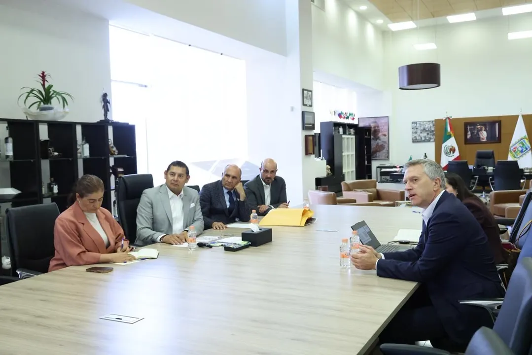 Armenta y Volkswagen impulsan nuevo acceso a la autopista México–Puebla y refuerzan alianza automotriz