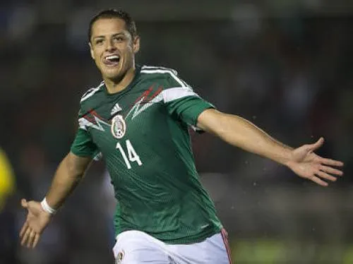 “Chicharito” busca un gol que lo convierta en leyenda