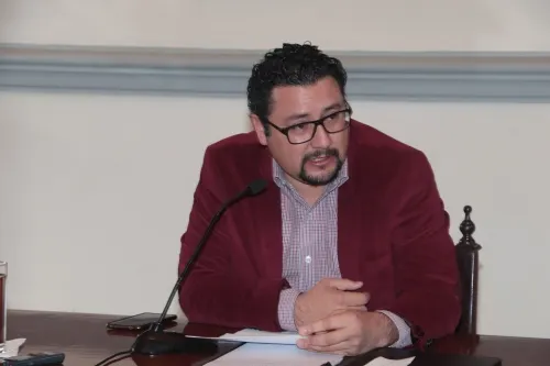 Gobierno estatal y municipal colaboran para edificar 22 pavimentaciones