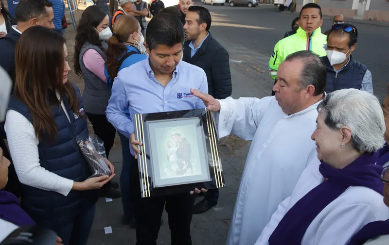 Entrega de trabajos en el templo de San Antonio