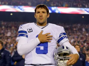 Tony Romo es vaquero seis años más