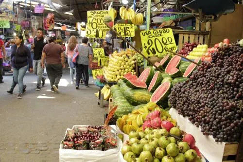 Cadenas comerciales en zona de la CAPU causan desplome en ventas a comerciantes de la UPVA