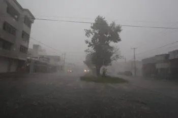 Ondas tropicales 5 y 6 causarán lluvias intensas en varios estados 