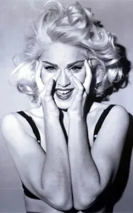 Lanza su primer fragancia: Madonna
