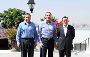Moreno Valle se reunió con titular de Cofepris, Mikel Andoni Arriola