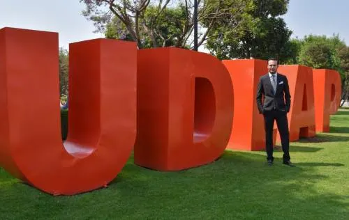 Egresado UDLAP empresario exitoso
