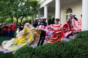 Conmemoración del 5 de Mayo también relumbra en los EU