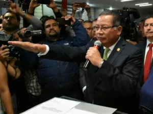 El PRI también alista expulsión de gobernador interino de Veracruz