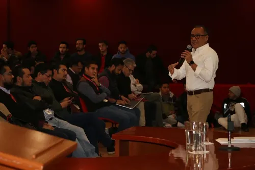 El distanciamiento no nos priva de comunicarnos