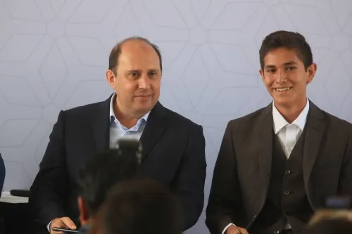 Alcaldes deben asumir su responsabilidad, es prematuro hablar de revocación de mandato: Manzanilla