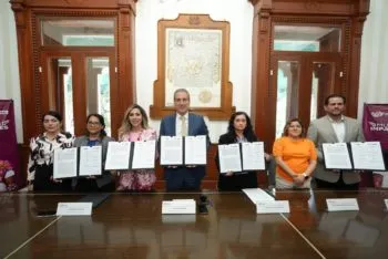 Ayuntamiento de Puebla e INE firman convenio para impulsar participación política de mujeres