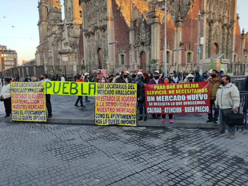 Conflicto por obras en Mercado Amalucan llega a Palacio Nacional