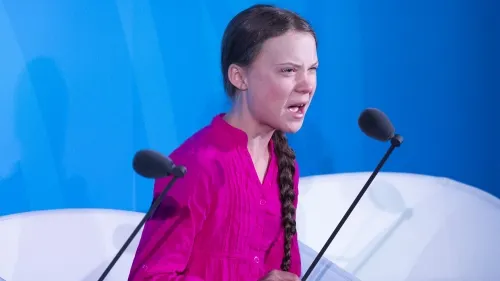 Greta Thunberg señala que los líderes mundiales han robado su infancia
