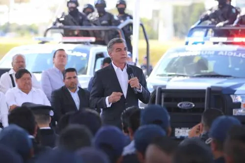 Tony Gali promueve uso de aeronaves para acciones de beneficio social