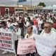 Trabajadores del IMSS en Puebla salen a las calles contra aumento salarial de 2.9%; exigen mejores condiciones laborales