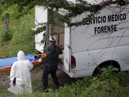 Linchan y queman a dos hombres por secuestrar a niña en Hidalgo